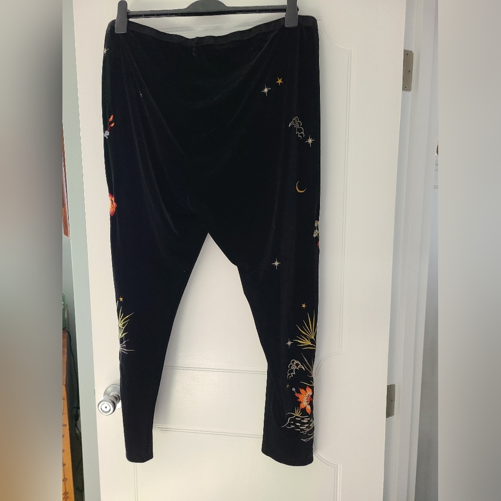 Jonny Was black velour pant/leggings